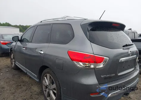 2016 Nissan Pathfinder Platinum z USA, uszkodzony, nr VIN 5N1AR2MN2GC661447